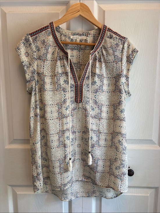 Daniel Rainn Tops - Daniel Rainn Cream Dot-Print Tassel V-Neck Tunic with Navy & Rust Trim
